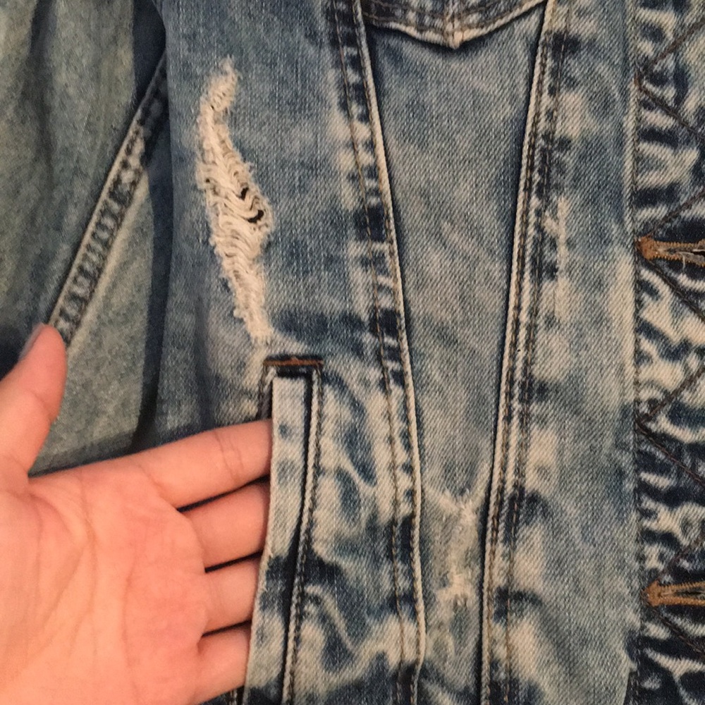 Zara TRF fitted denim jacket size S fits XS - Picture 3 of 11